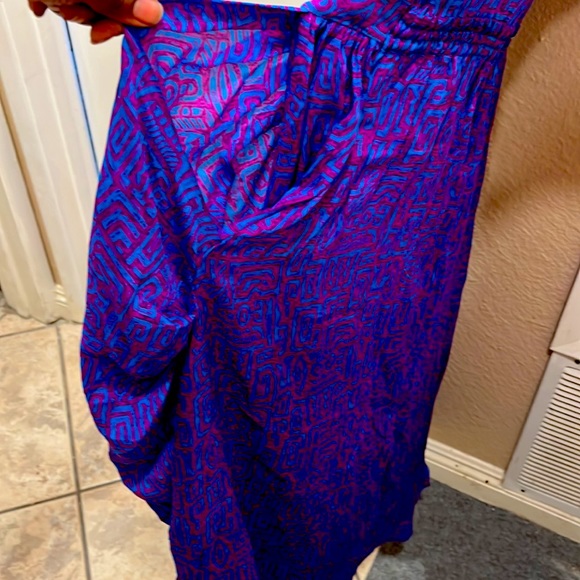 100% Silk quarter length dress - Picture 5 of 5